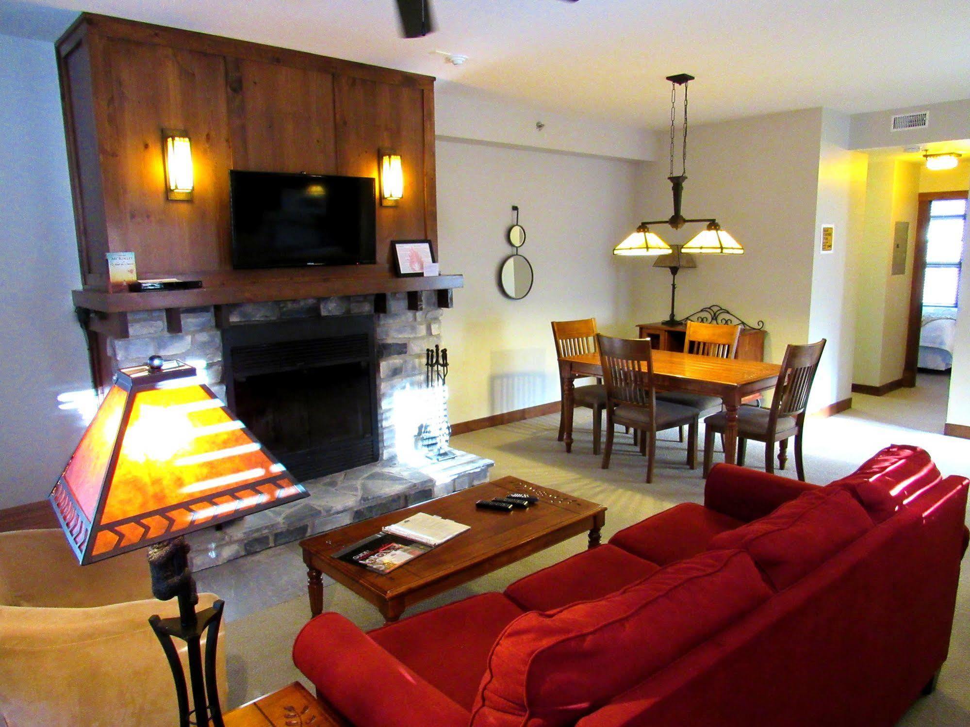 蒙特朗布朗Tremblant Les Eaux - Location Adp公寓 外观 照片