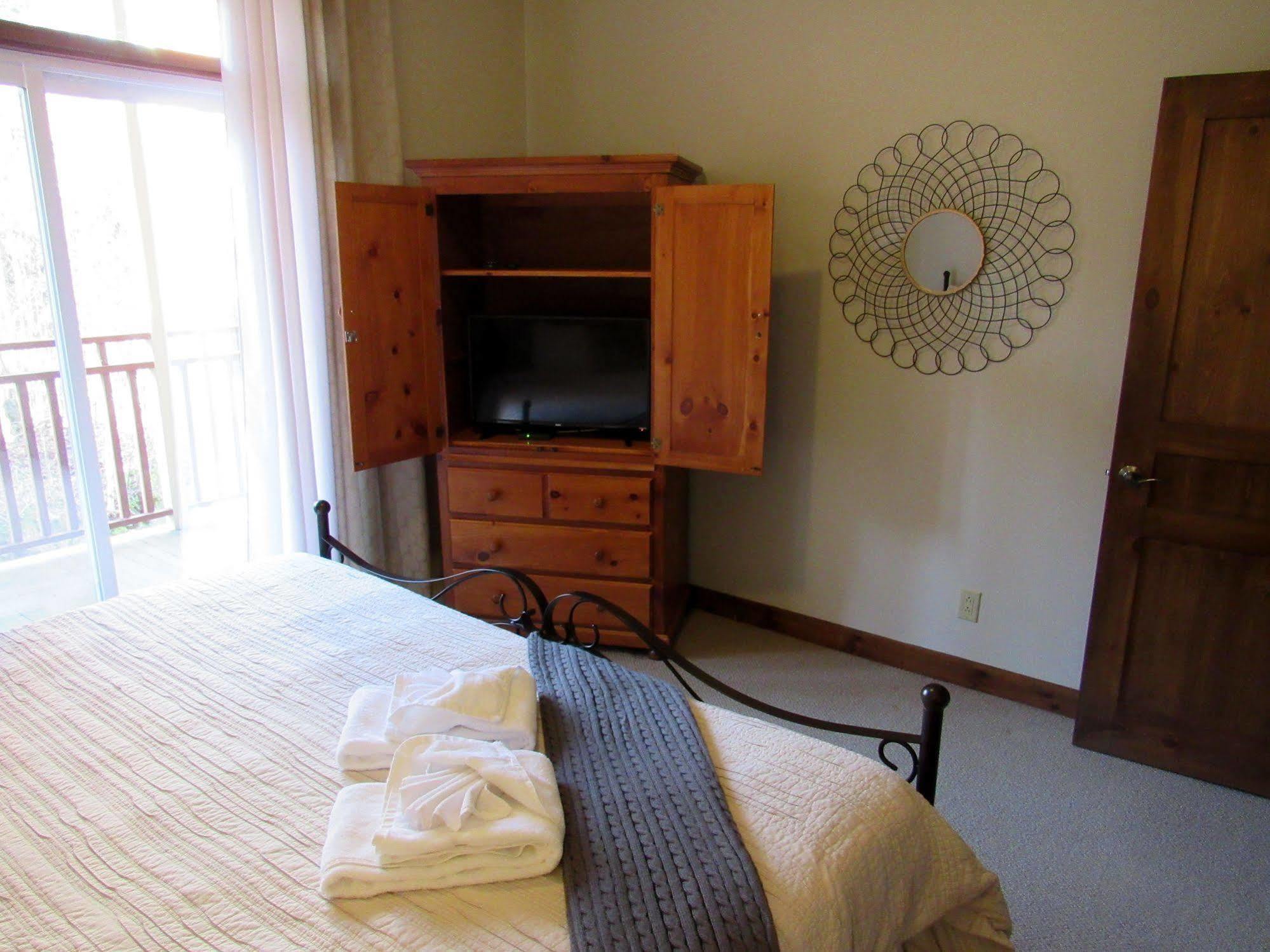 蒙特朗布朗Tremblant Les Eaux - Location Adp公寓 外观 照片